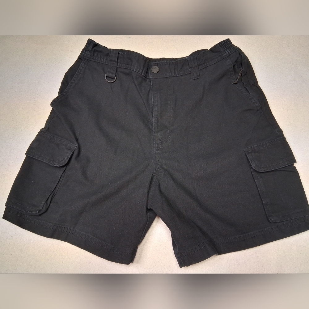 Windriver Men's Black Cargo Shorts